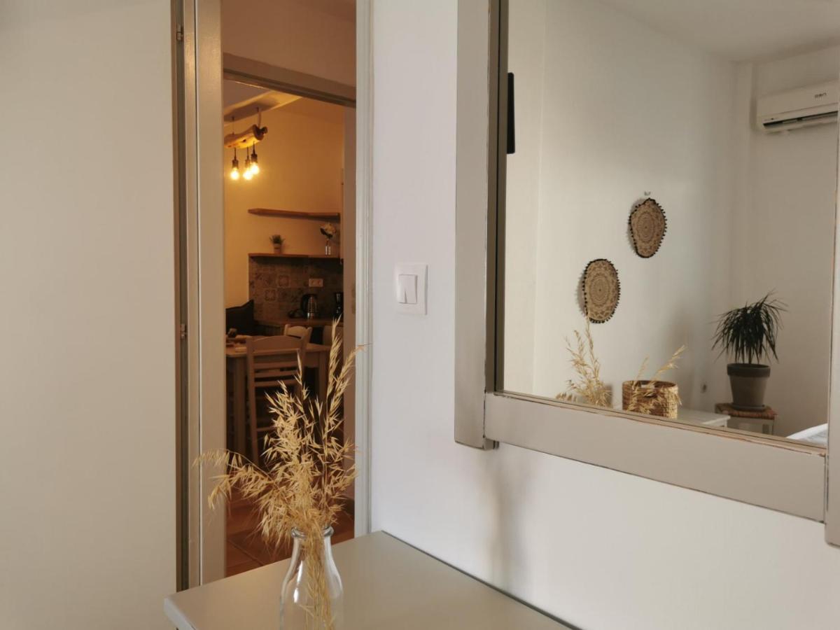 Helen'S Minimal Studios & Apartments Alikí Extérieur photo