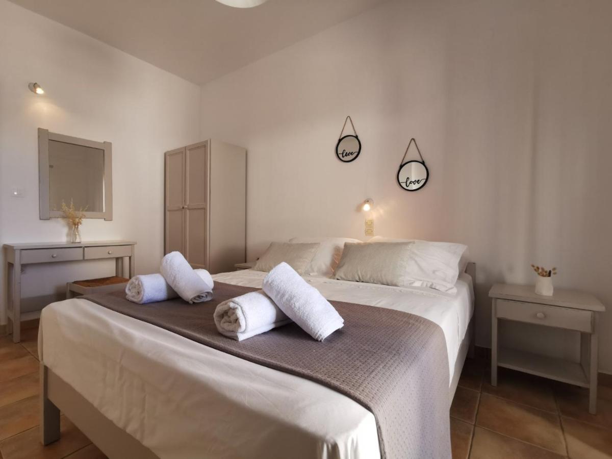 Helen'S Minimal Studios & Apartments Alikí Extérieur photo